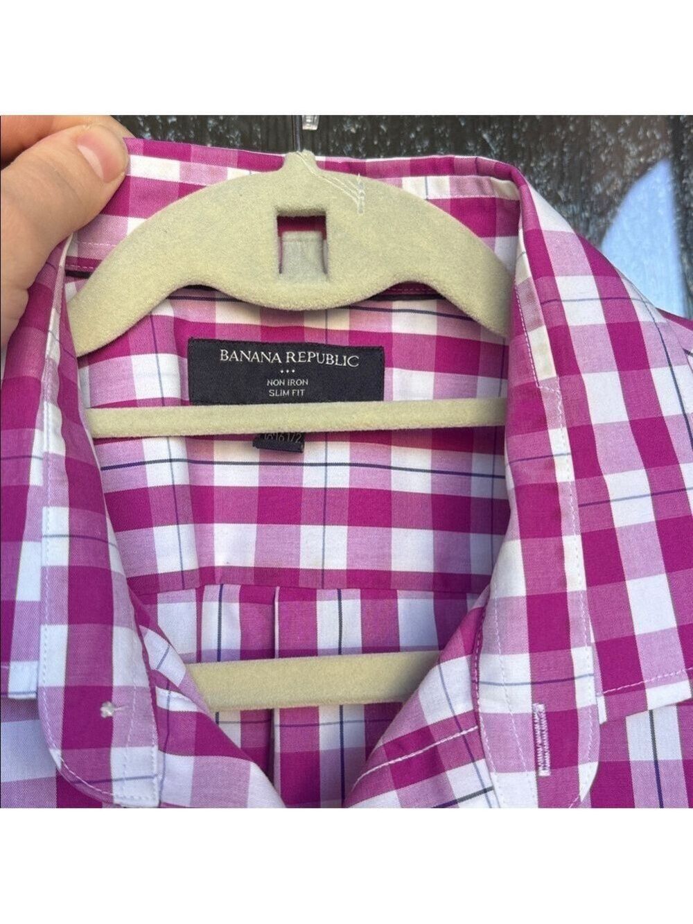 Banana Republic Men's Magenta Checkered Shirt - Picture 5 of 6